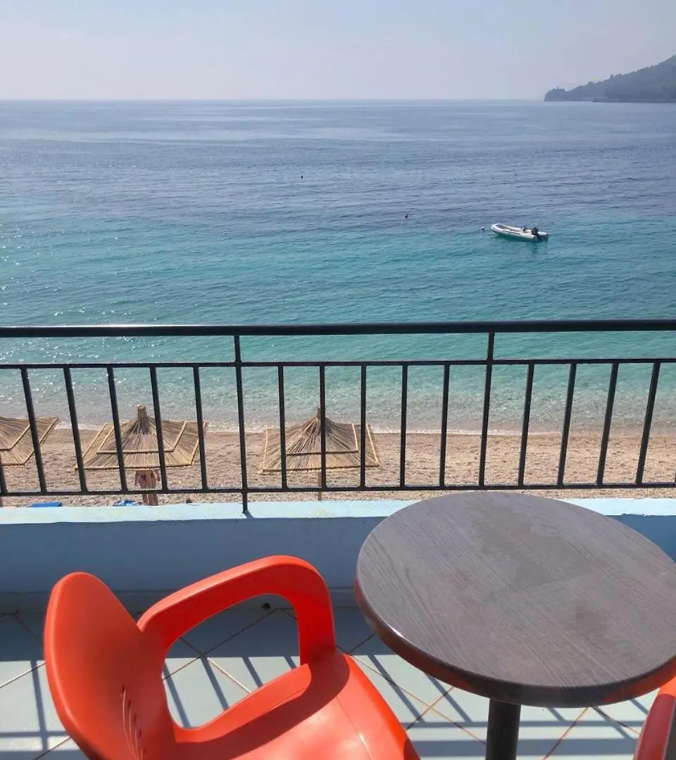 Emily'S Hotel Himarë