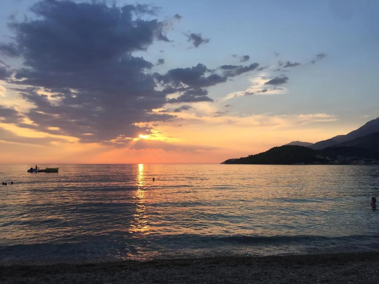Emily'S Hotel Himarë
